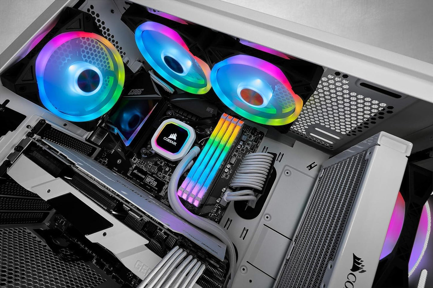 CORSAIR iCUE QL120 RGB, 120 mm RGB LED PWM Fans